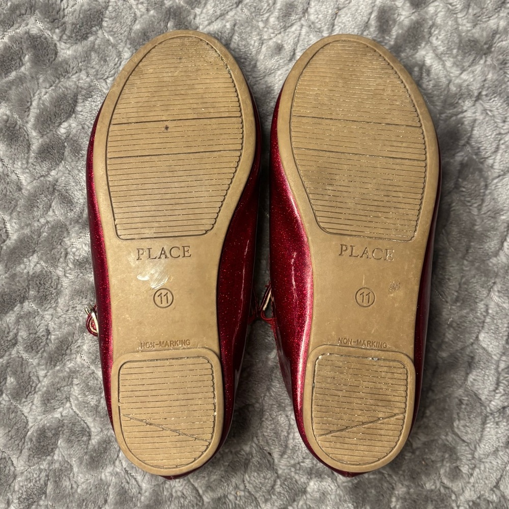 The Children's Place Red Glitter Crisscross Strap Dress Shoes sz 11 - Picture 7 of 7